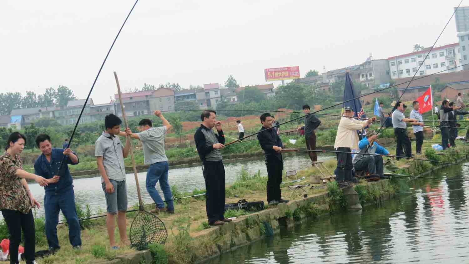 2015年五一釣魚(yú)比賽活動(dòng)報道